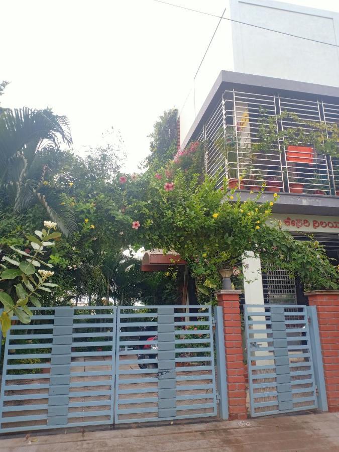 Mango Tree Homestay Hampi Bagian luar foto