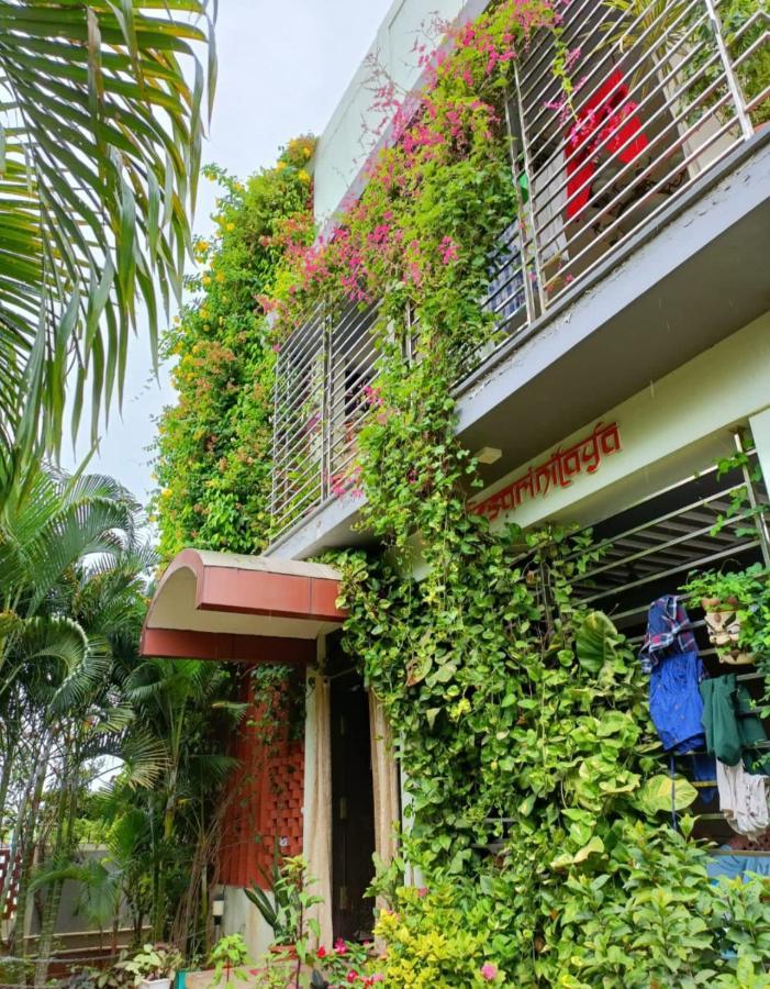 Mango Tree Homestay Hampi Bagian luar foto