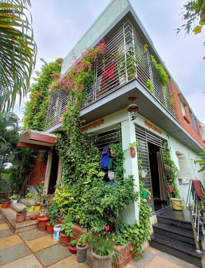 Mango Tree Homestay Hampi Bagian luar foto