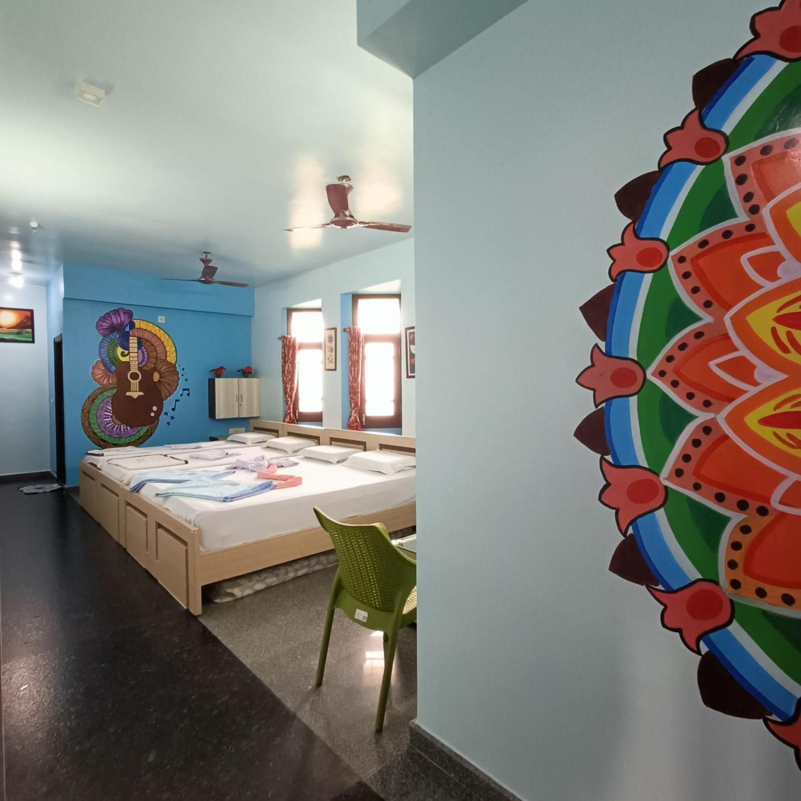 Mango Tree Homestay Hampi Bagian luar foto